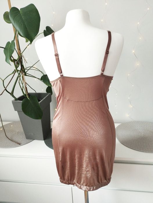 Halka beżowa brązowa Triumph 75B M 38 satynowa