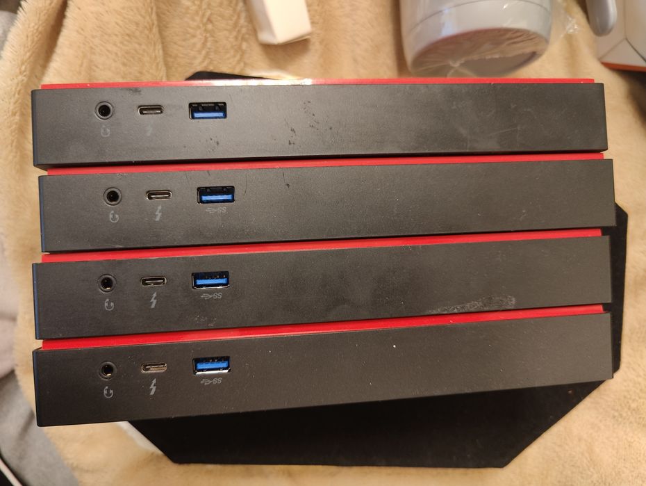 Торг! Док-станція  для Lenovo ThinkPad. Залишилось дві.