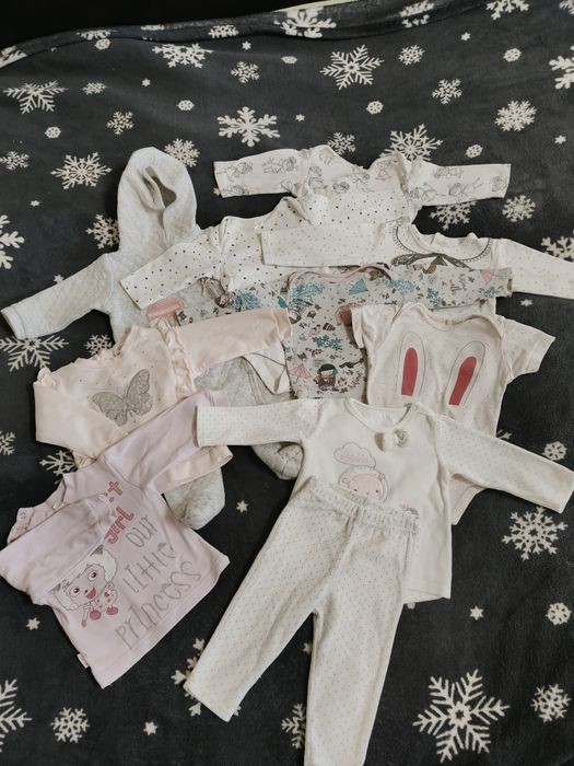 Продам пакет вещей 3-6 мес