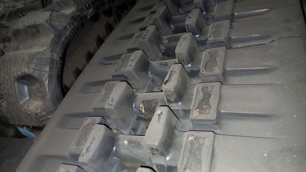 Гумова Гусениця 400x72.5x74K   Kubota U48