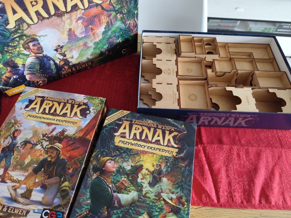 Insert i puste pudełka do gry Zaginionej Wyspy Arnak