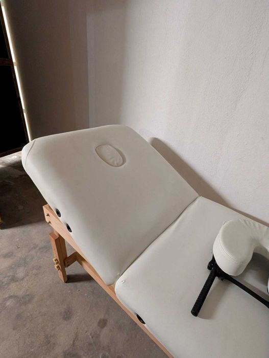 Marquesa fixa em madeira