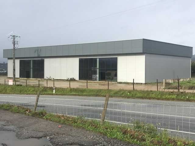 EDIFICIO INDUSTRIAL / ARMAZÉM 1300m2 em fase de acabamento