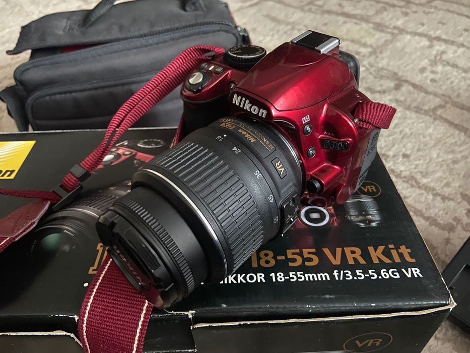 Продам фотоапарат Nikon D3100