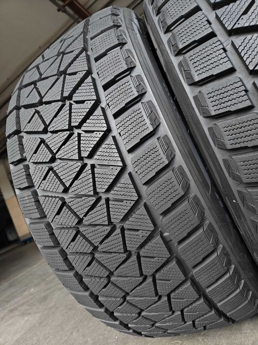 R20 275 40 шини 2шт зимові Bridgestone Blizzak DM-V2 як Нові преміум