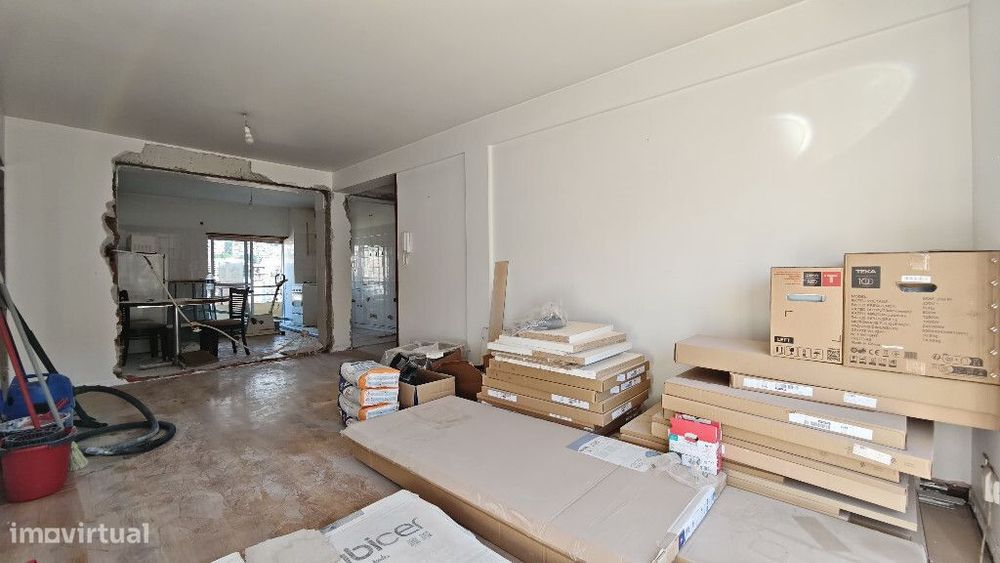 Apartamento T2, Bairro Norton de Matos — Santo António dos Olivais, Coimbra