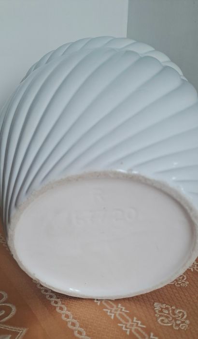 Vaso em cerâmica, branco medidas nas fotos