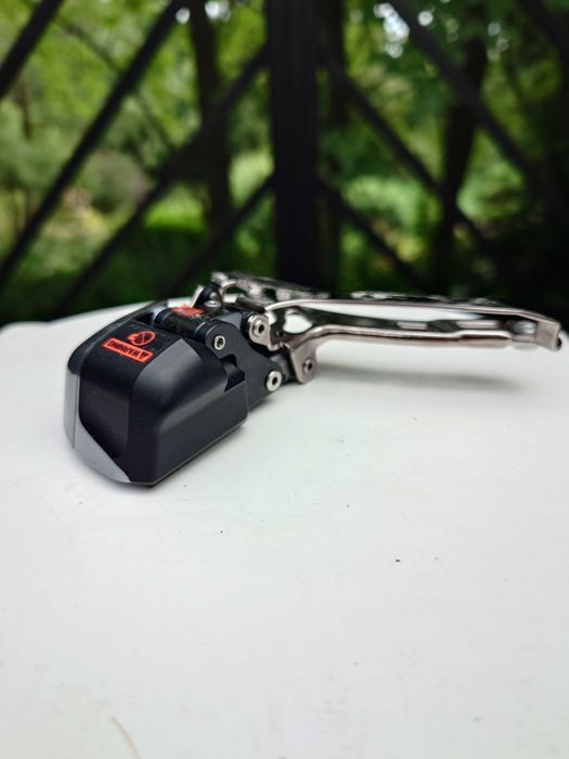 Dura Ace Di2 Przerzutka rowerowa Shimano FD-9070 11s