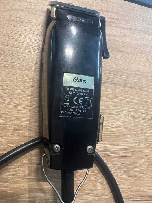 Професійна машинка для стрижки Оster 606