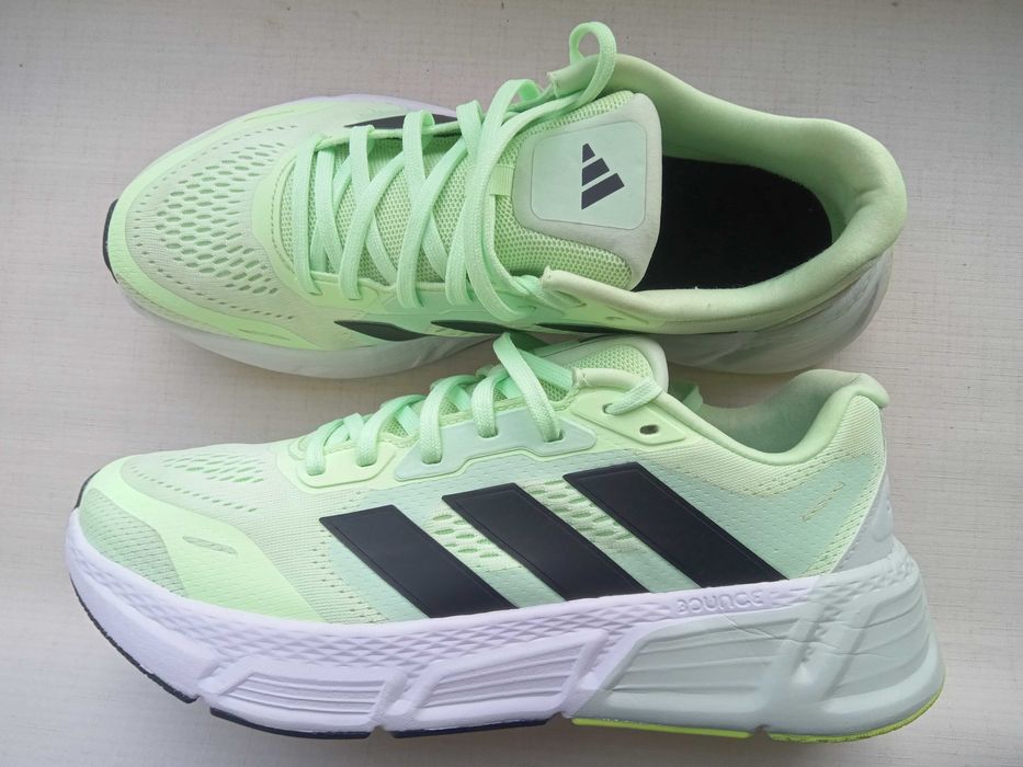 Buty Adidas Questar 2 r 43 1/3