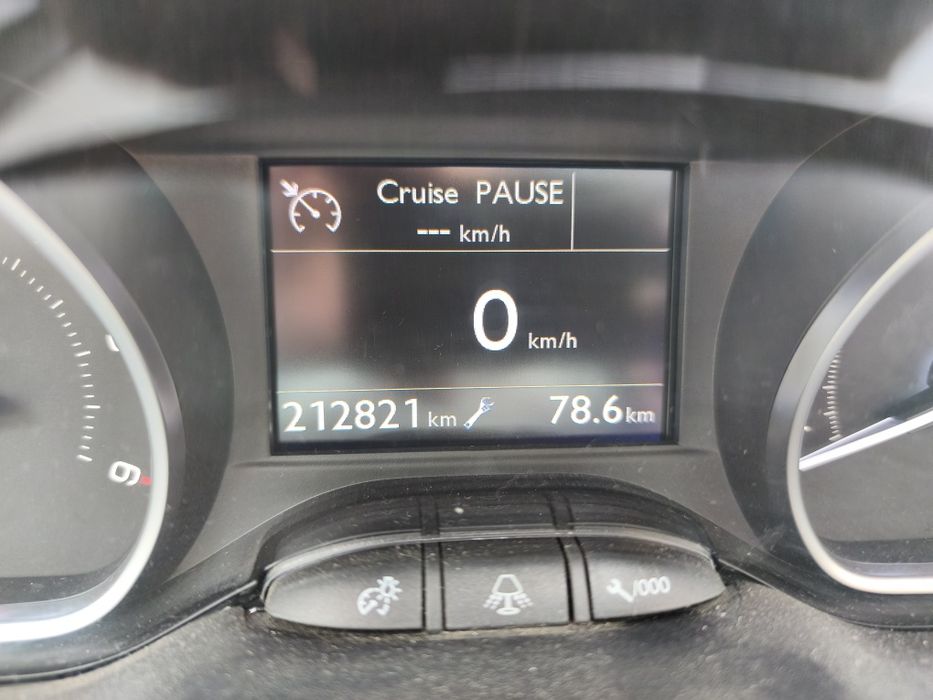 Peugeot 208 1.6 HDI