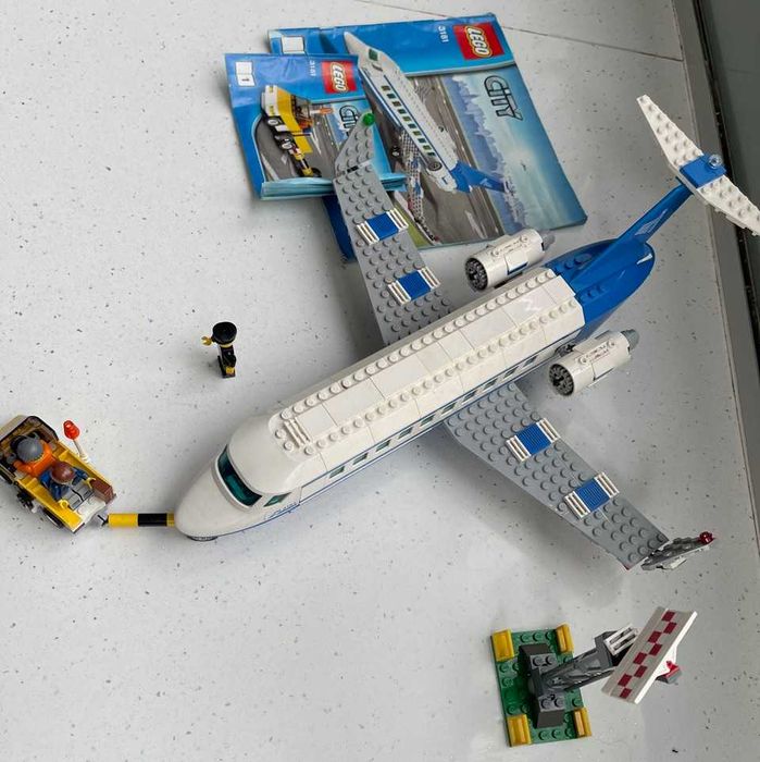 LEGO CITY samolot pasażerski 3181 UNIKAT z pudełkiem