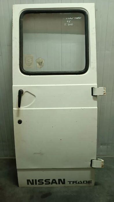 PORTA NISSAN TRADE FURGÃO - TRAS DIREITA / ESQUERDA / LATERAL CORRER