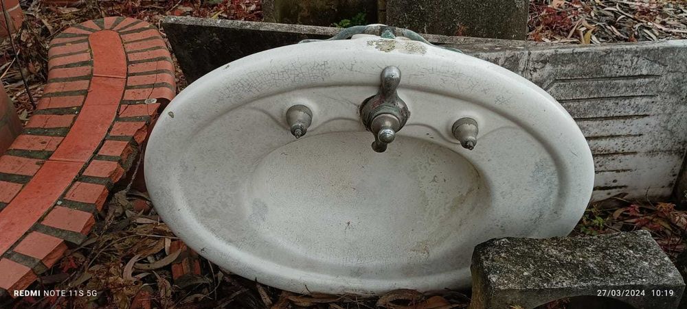 Lavatório de casa de banho424236327612590081