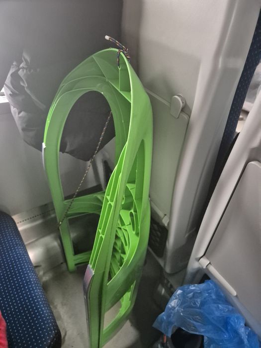 Sanki snow bulet zielone metalowe płozy