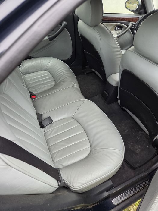 Vendo carro Rover 45