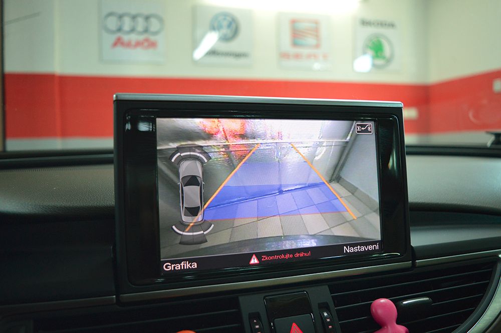 Audi a6 a7 / a5 / a4 a3 Q7 Q8 Q5 камера заднього виду встановлення