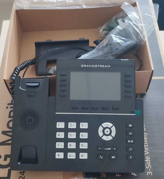 IP телефон Grandstream GRP2615 та GRP2612