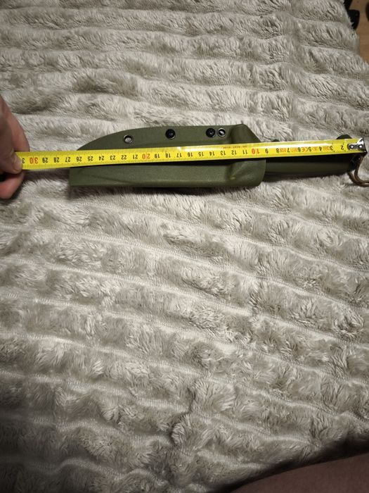 Faca de lâmina fixa para uso no exterior, com cabo em G10 e bainha em