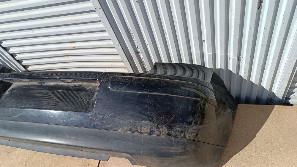 Vendo parachoque de trás VW golf 4 ano 1998/2004