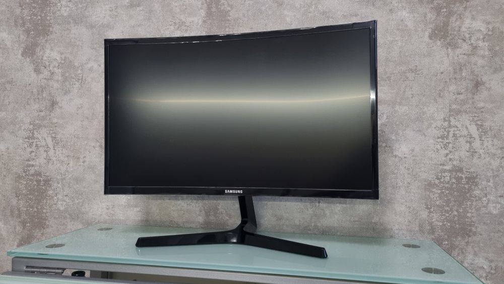 Монітор Samsung C24F396FHI (новий)