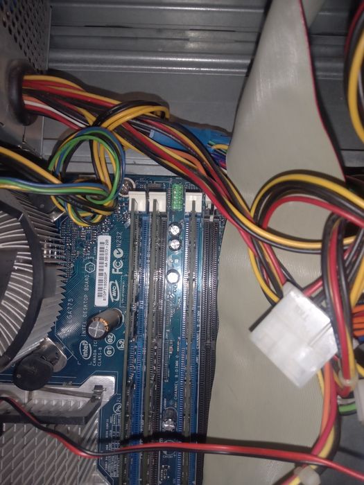 Стстемный блок (комп'ютер)