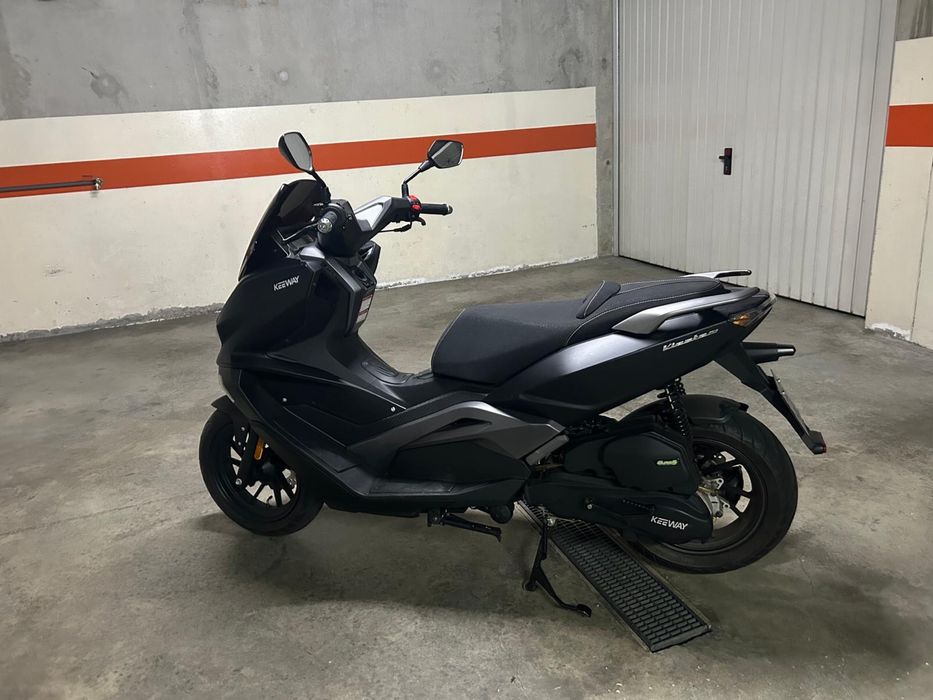 Scooter Keeway Vieste125