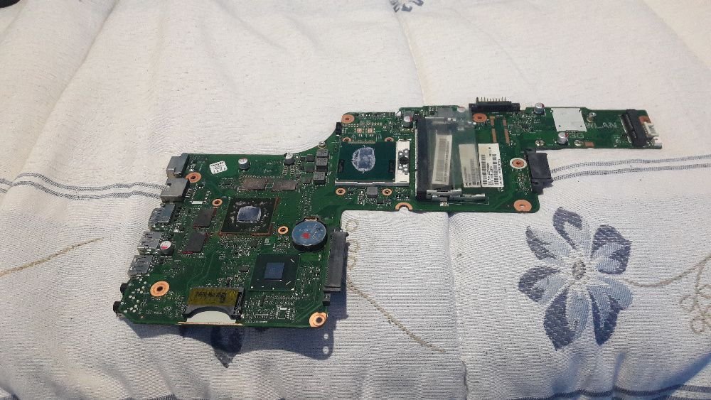 Toshiba Satellite L855-10P- Às Peças (preços individuais na descrição)