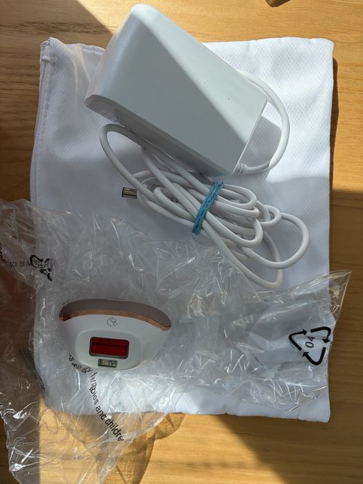 Фотоепілятор Philips Lumea Advanced BRI921/00