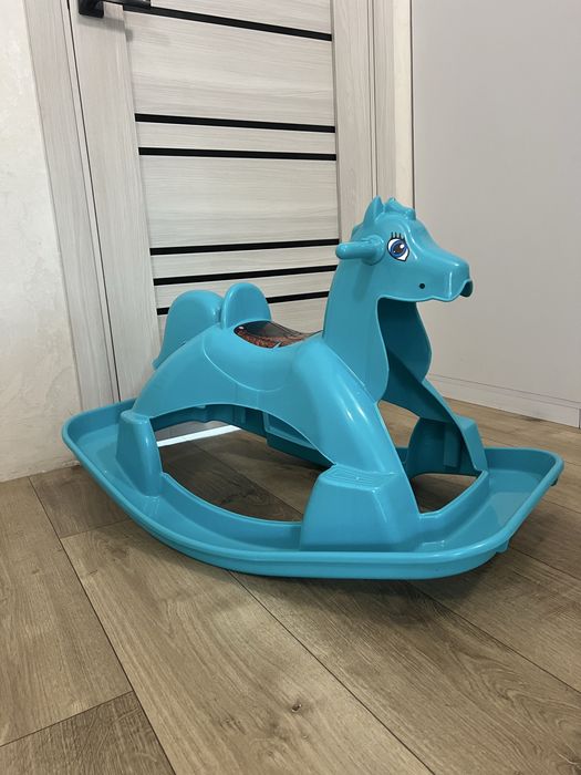 Гойдалка коник,дитяча гойдалка