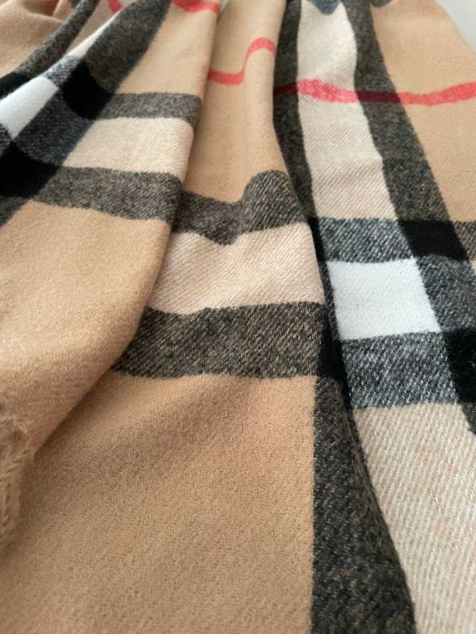 Шарф Burberry бежевий