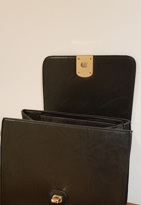 Mala / Pasta preta em excelente estado - 15€