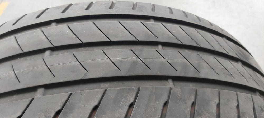 Pneus Bridgestone Alenza 305/40R20 112Y