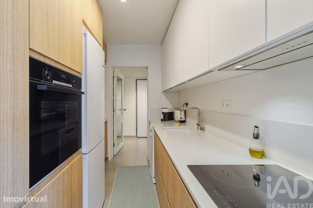 Apartamento T2 em Carnide