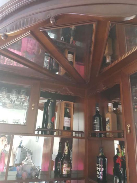 Móvel bar de canto