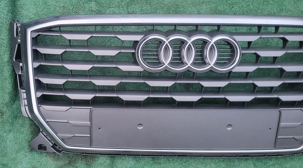 Grelha frontal Audi Q2 GA