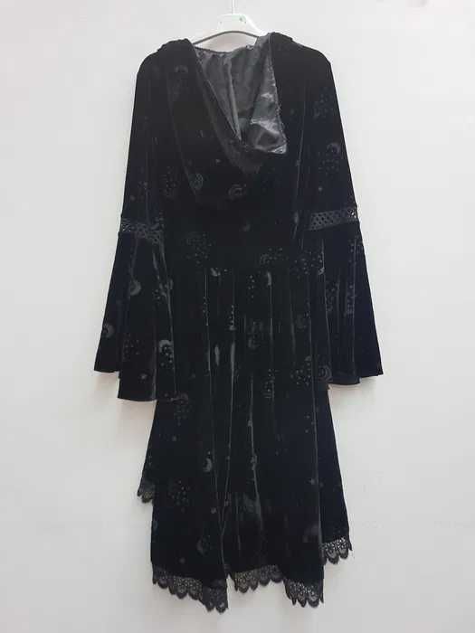 Aksamitna welurowa gotycka sukienka przebranie czarownica AF197