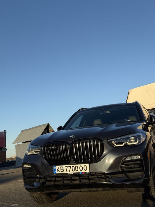 Bmw x5 g05 2019.