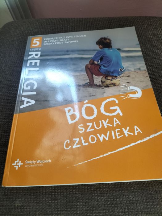 Sprzedam podręcznik do religii i do 5 klasy podstawowej