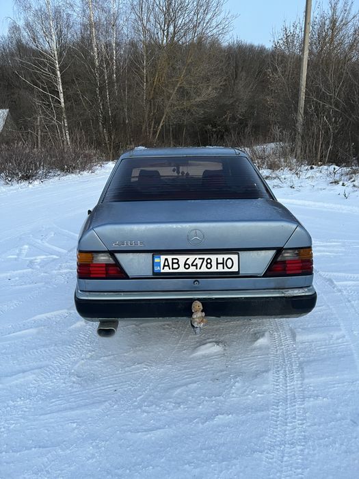 Продам мерседес 124