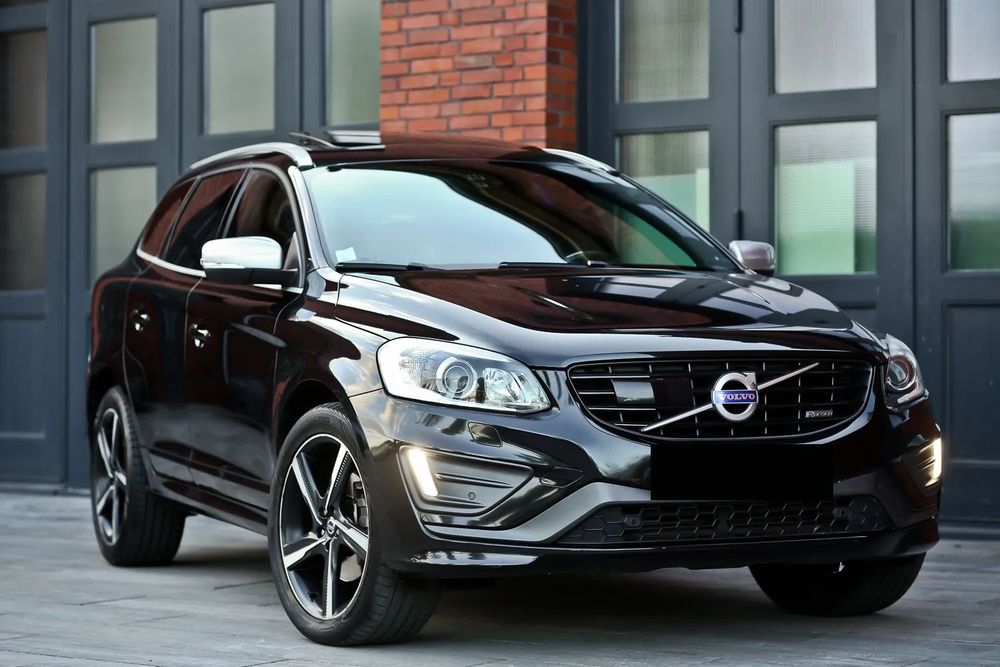 Volvo XC 60 2.0D4 180PS AUTOMAT R-DESIGN xen blis radar kamera panorama hak ASO