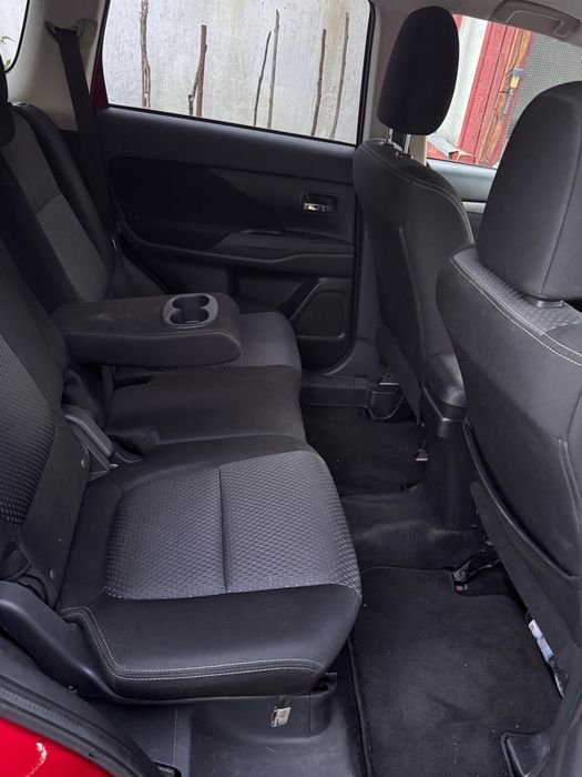Mitsubishi Outlander 2015