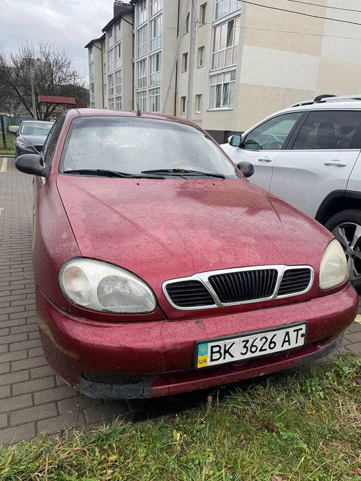 Продам део сенс 2003 року, потребує ремонту кузова