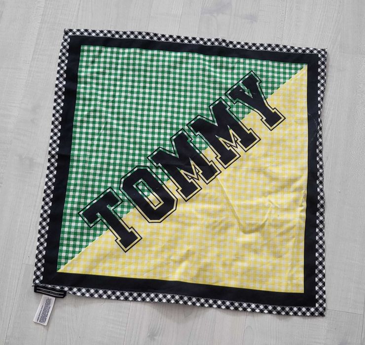 Tommy Hilfiger apaszka chusta orginalna