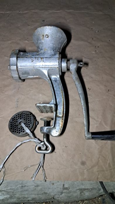 maszynka do mielenia mięsa sprawna ręczna prl