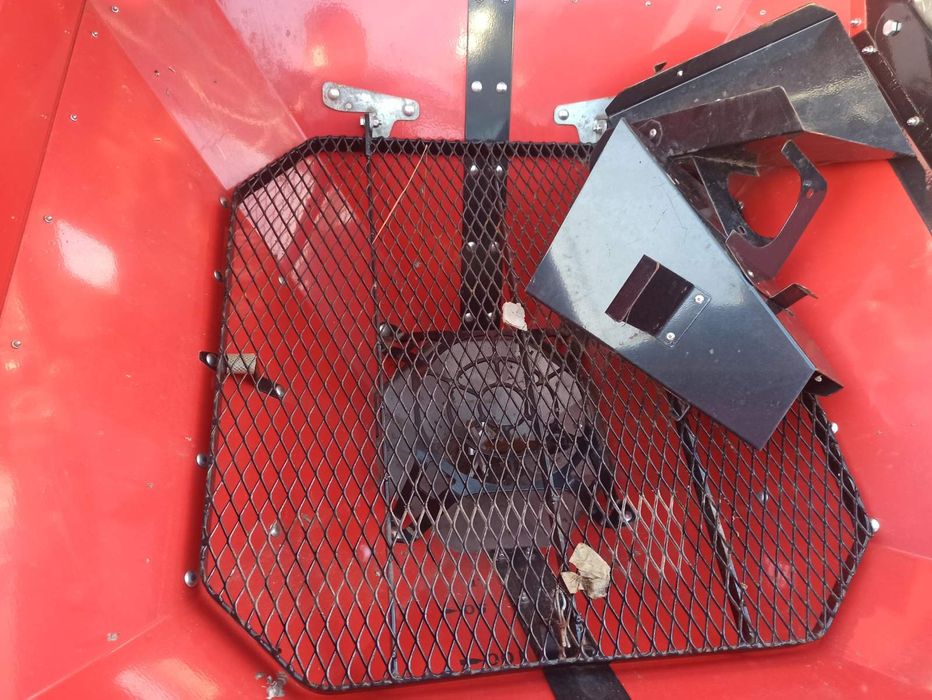 Розкидач міндобрив IrTem F12