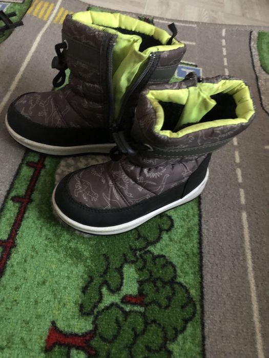 Чобітки дутіки 26 розмір