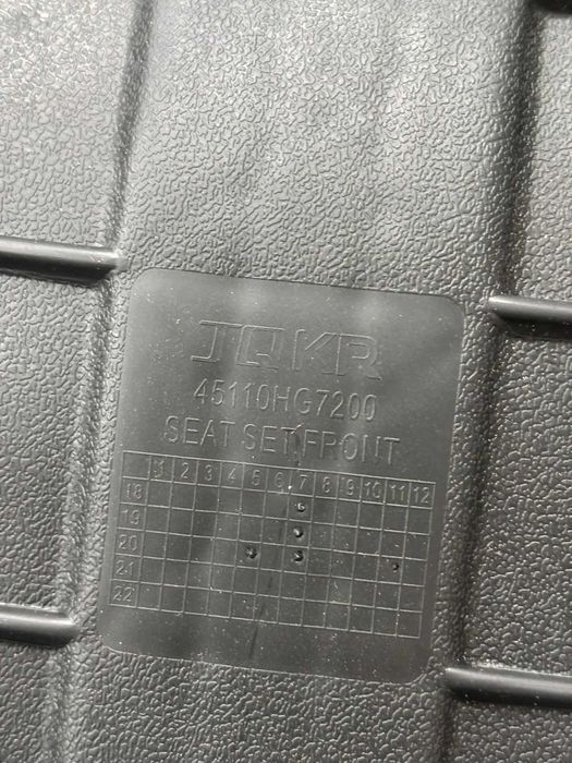 Siedzenie kierowcy Kanapa Hyosung GV 125 Aquila 18-24 [0127]