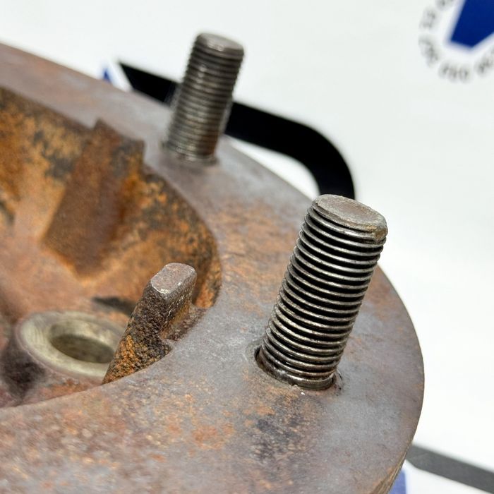 Коронка передня Двохкаткова на Спринтер 906