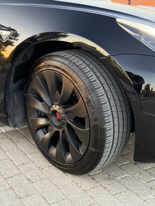 Tesla model 3 Long Range Dual Motor